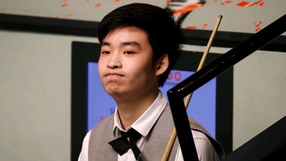 临球员因病 临球员因病