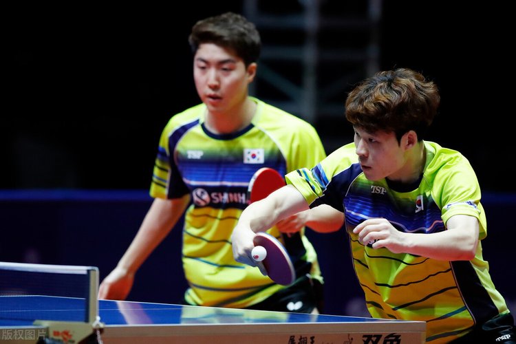 从低调到爆 从低调到爆