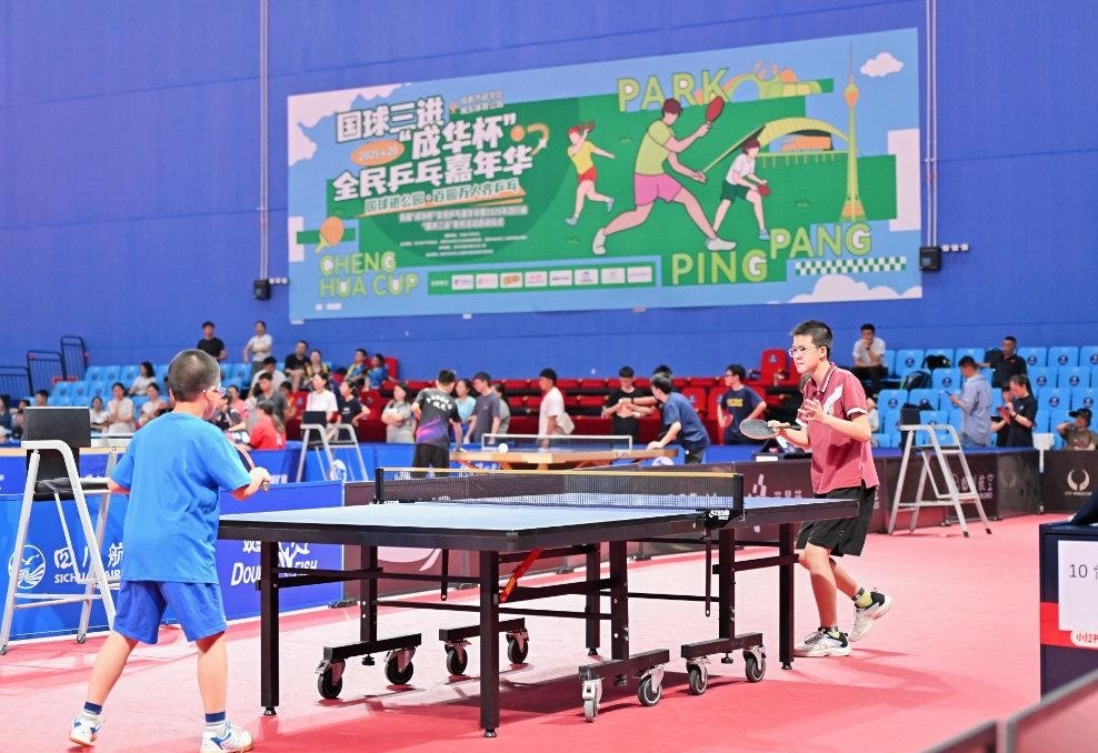 边路回防滞 边路回防滞